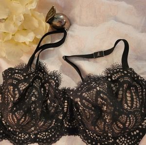 Victoria's Secret black and cream bralette Sz 34D